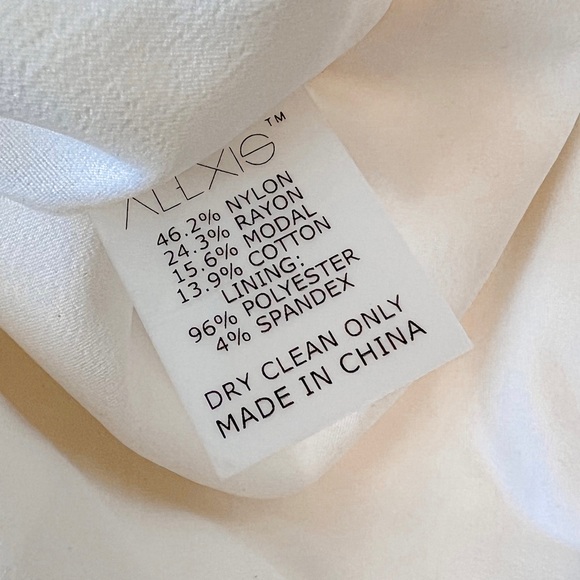 Alexis Leona Midi Dress, White Lace, Medium, short sleeves - Picture 8 of 12